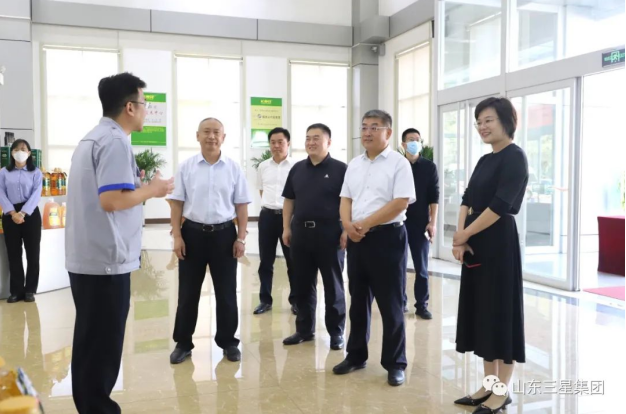 濱州市人民檢察院黨組書記、檢察長王體功來山東三星集團調研